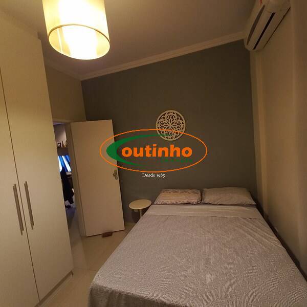 Apartamento à venda com 2 quartos, 75m² - Foto 6