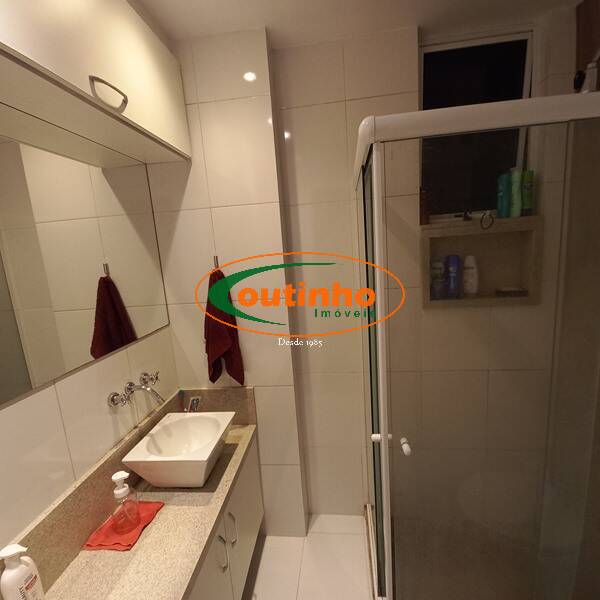 Apartamento à venda com 2 quartos, 75m² - Foto 20