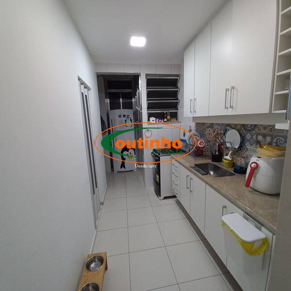 Apartamento à venda com 2 quartos, 75m² - Foto 27