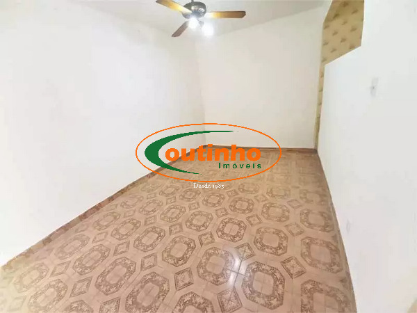 Cobertura à venda com 2 quartos, 150m² - Foto 12