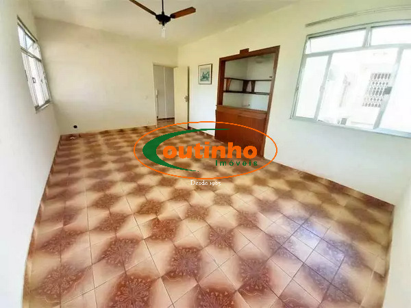 Cobertura à venda com 2 quartos, 150m² - Foto 3
