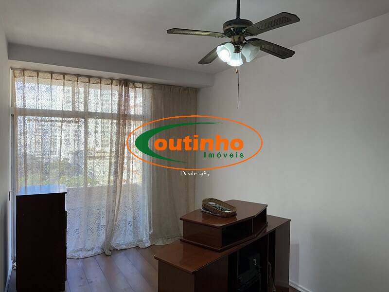 Apartamento à venda com 3 quartos, 110m² - Foto 12