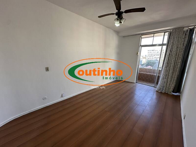 Apartamento à venda com 3 quartos, 110m² - Foto 17
