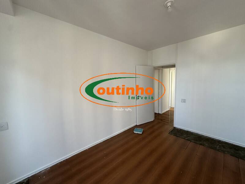 Apartamento à venda com 3 quartos, 110m² - Foto 16