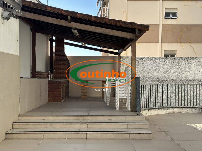 Apartamento à venda com 3 quartos, 110m² - Foto 31
