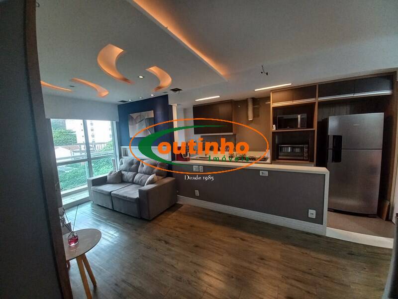 Apartamento à venda com 2 quartos, 77m² - Foto 4