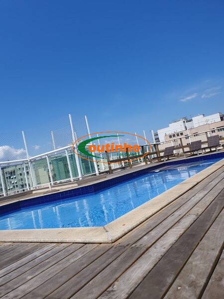 Apartamento à venda com 2 quartos, 77m² - Foto 22