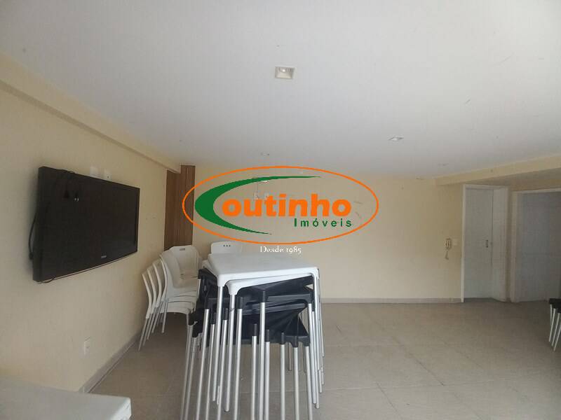 Apartamento à venda com 2 quartos, 77m² - Foto 24