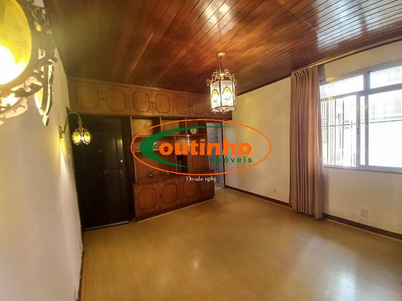 Apartamento à venda com 3 quartos, 90m² - Foto 2