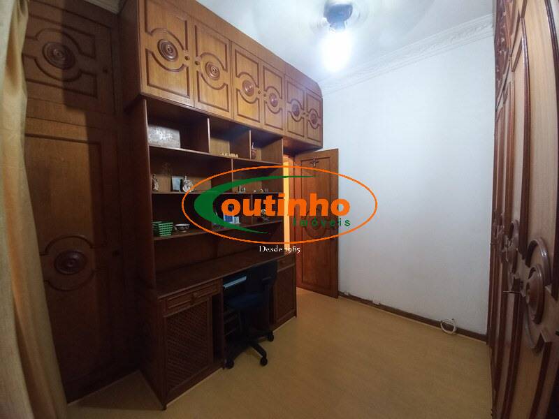 Apartamento à venda com 3 quartos, 90m² - Foto 4