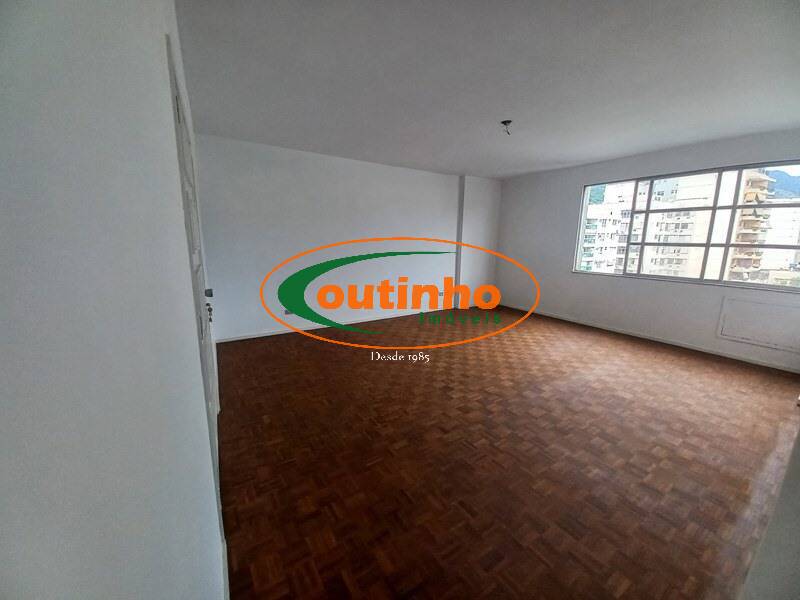Apartamento, 3 quartos, 121 m² - Foto 1