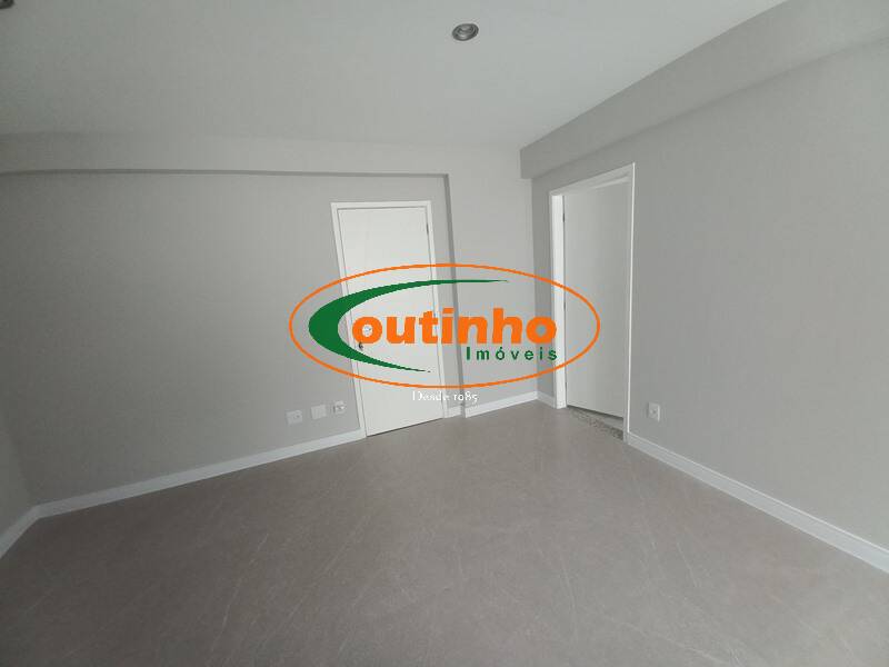 Apartamento à venda com 3 quartos, 74m² - Foto 3