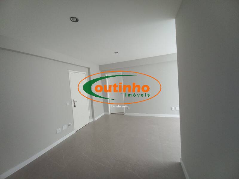 Apartamento à venda com 3 quartos, 74m² - Foto 4