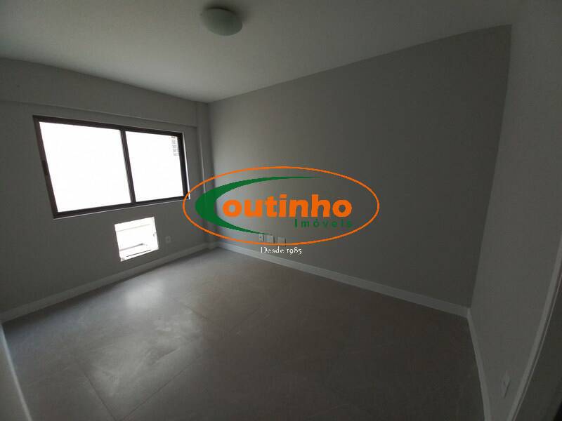 Apartamento à venda com 3 quartos, 74m² - Foto 13