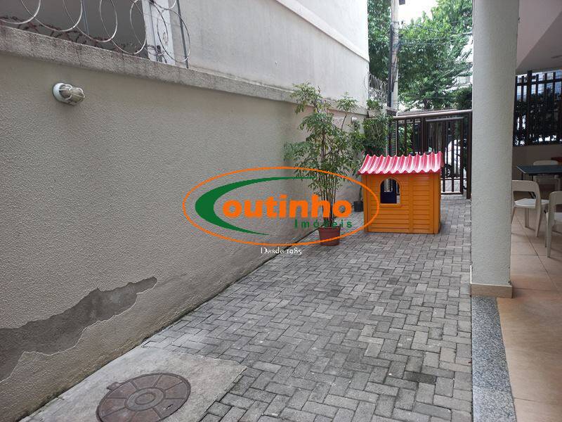 Apartamento à venda com 3 quartos, 74m² - Foto 25