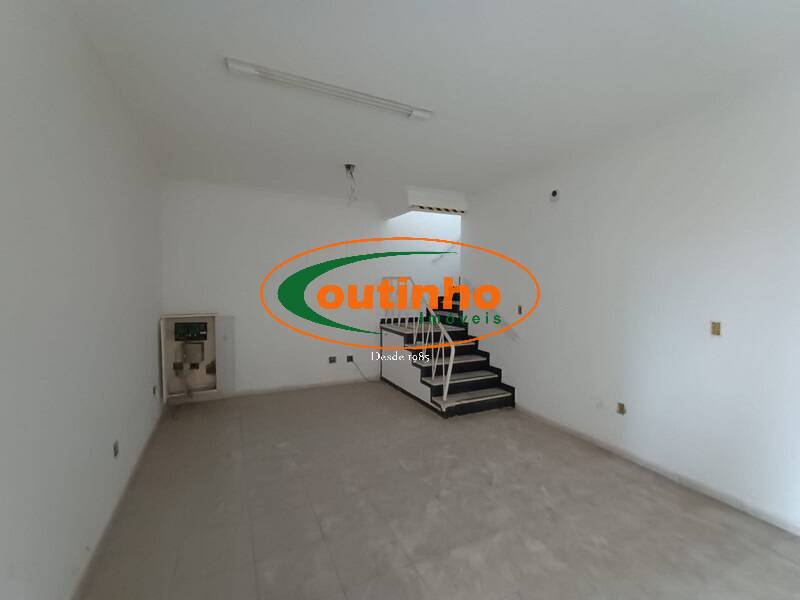 Casa à venda com 4 quartos, 328m² - Foto 21