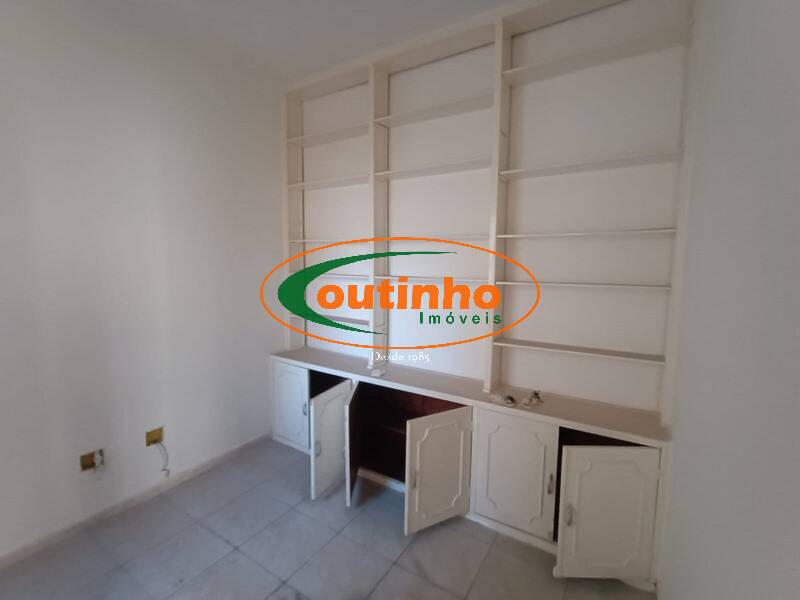 Casa à venda com 4 quartos, 328m² - Foto 28