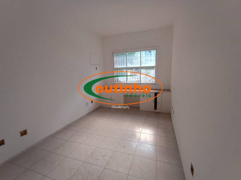 Casa à venda com 4 quartos, 328m² - Foto 35