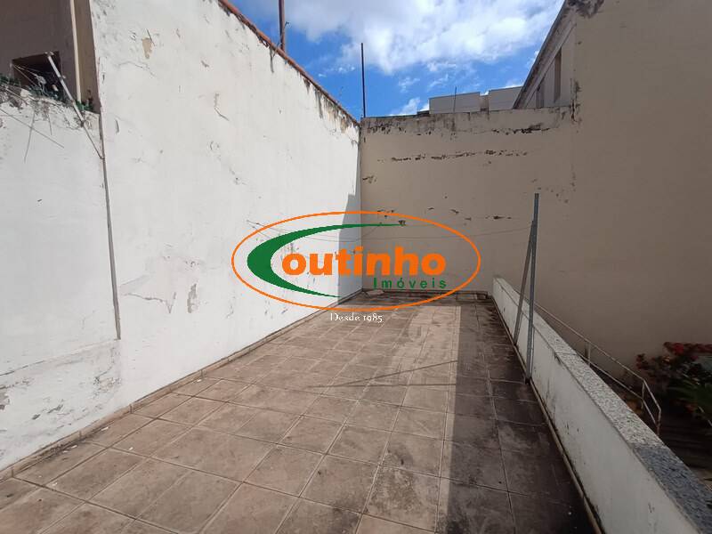 Casa à venda com 4 quartos, 328m² - Foto 38