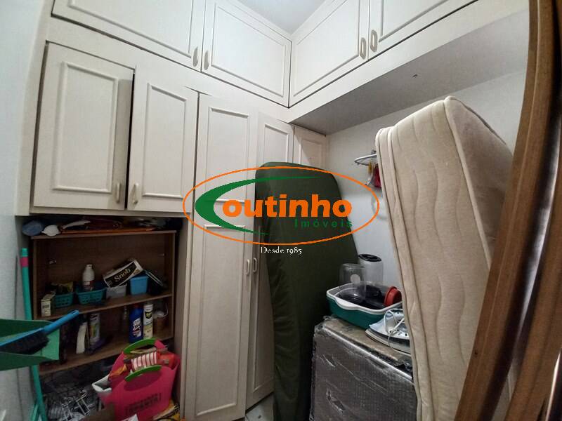 Apartamento à venda com 3 quartos, 90m² - Foto 9
