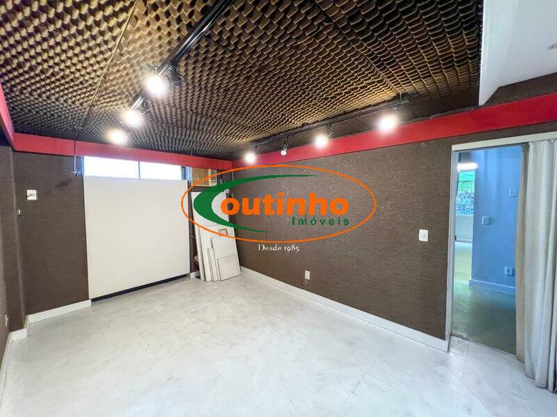 Casa à venda com 3 quartos, 125m² - Foto 2