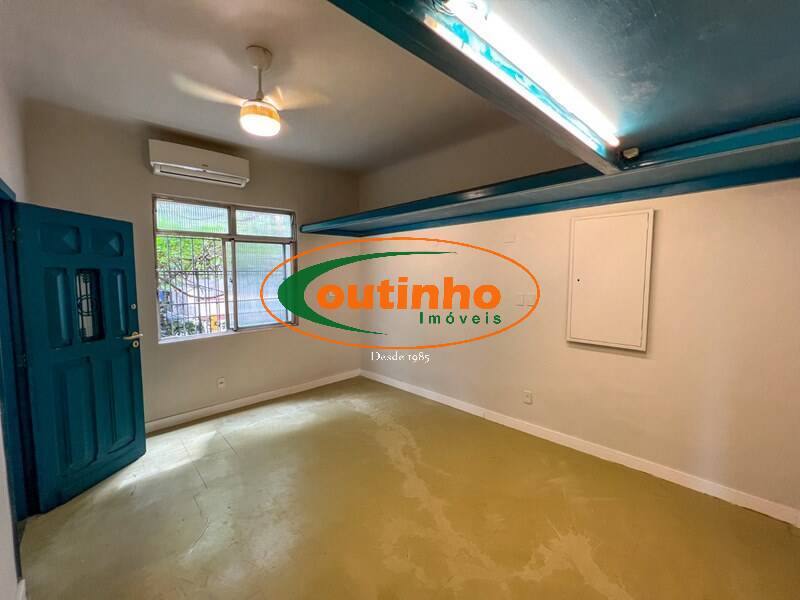 Casa à venda com 3 quartos, 125m² - Foto 18