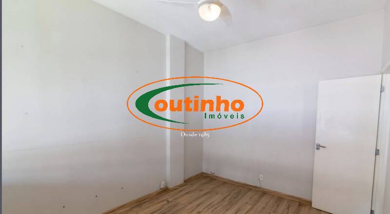 Apartamento à venda com 2 quartos, 60m² - Foto 10