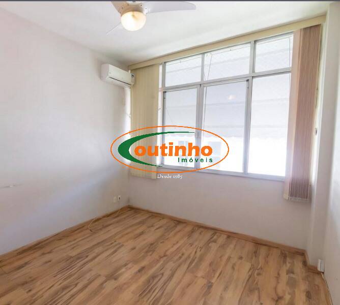 Apartamento à venda com 2 quartos, 60m² - Foto 9