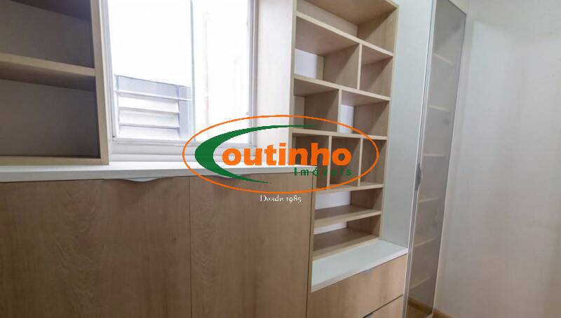 Apartamento à venda com 2 quartos, 60m² - Foto 13
