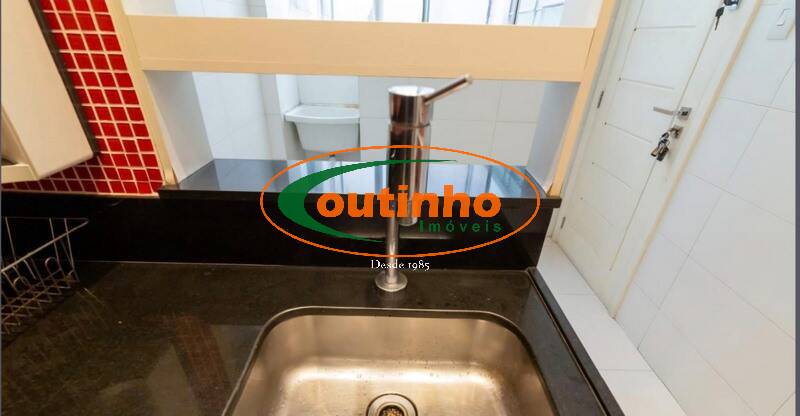 Apartamento à venda com 2 quartos, 60m² - Foto 27