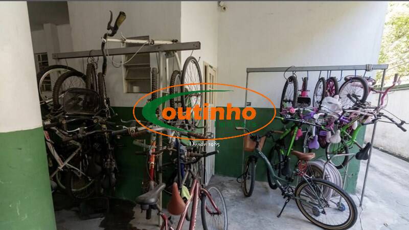 Apartamento à venda com 2 quartos, 60m² - Foto 37
