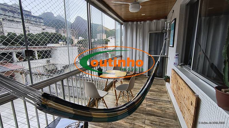 Apartamento à venda com 3 quartos, 83m² - Foto 2