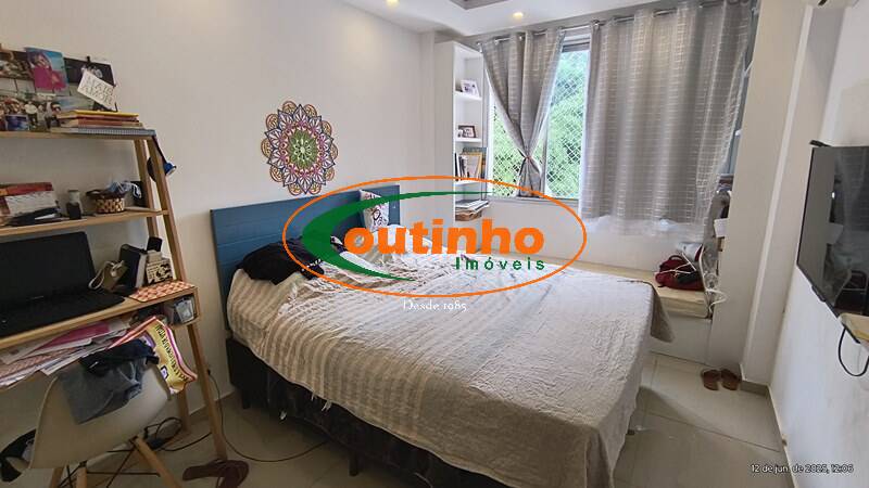Apartamento à venda com 3 quartos, 83m² - Foto 9