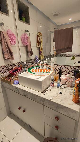 Apartamento à venda com 3 quartos, 83m² - Foto 15