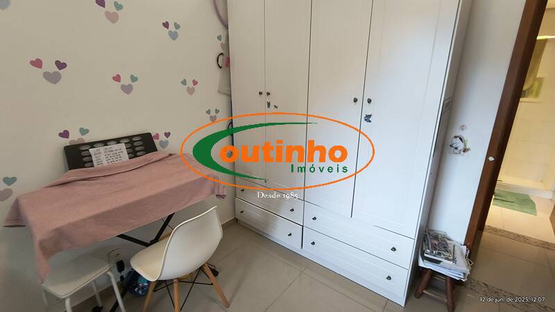 Apartamento à venda com 3 quartos, 83m² - Foto 19