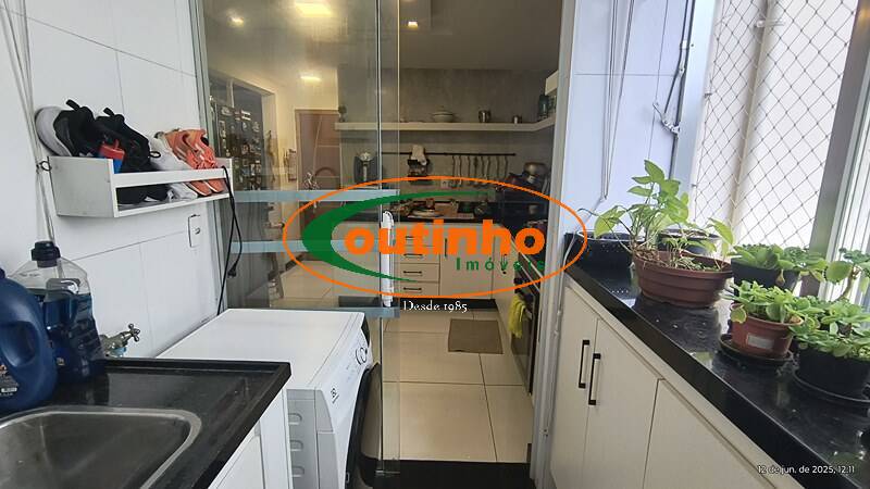 Apartamento à venda com 3 quartos, 83m² - Foto 35