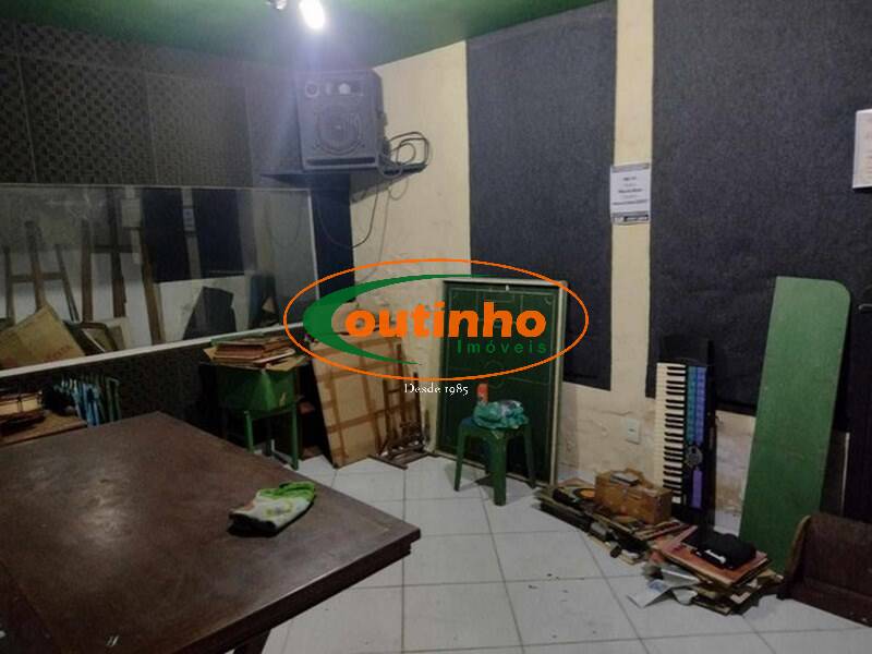 Casa, 3 quartos, 200 m² - Foto 25