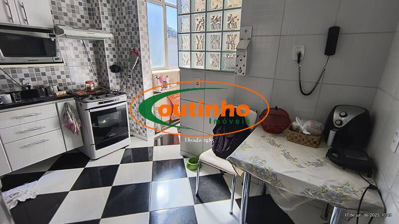 Apartamento à venda com 2 quartos, 98m² - Foto 25