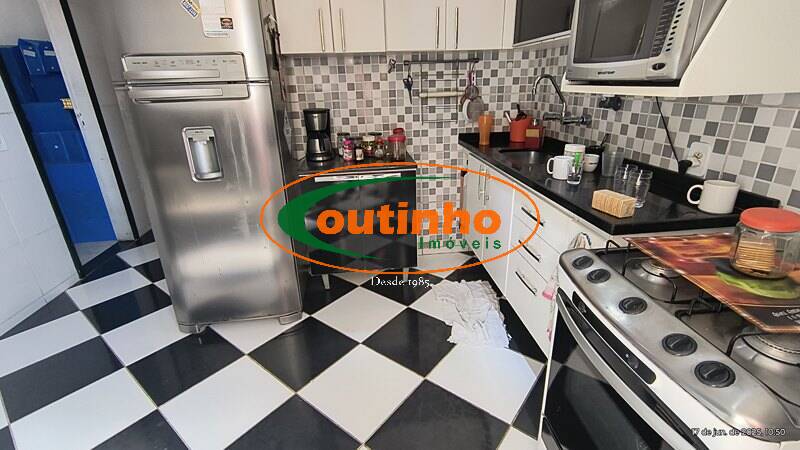 Apartamento à venda com 2 quartos, 98m² - Foto 28