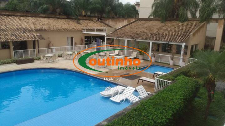 Apartamento à venda com 2 quartos, 65m² - Foto 2