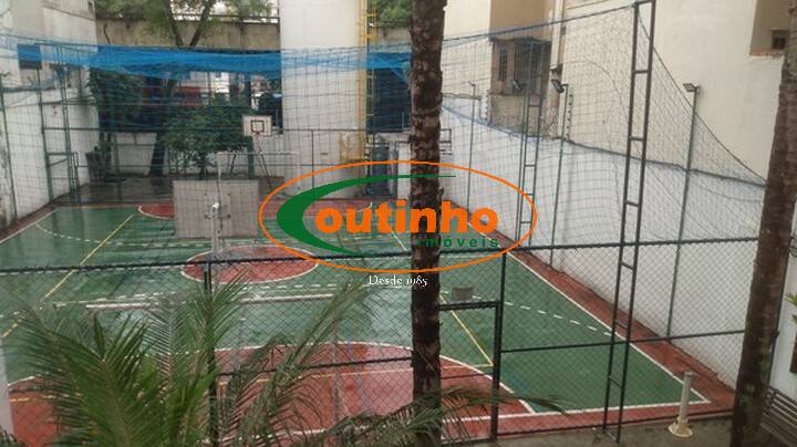 Apartamento à venda com 2 quartos, 65m² - Foto 4
