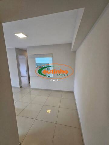 Apartamento à venda com 2 quartos, 65m² - Foto 25
