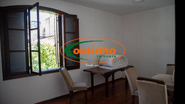 Casa, 4 quartos, 242 m² - Foto 10