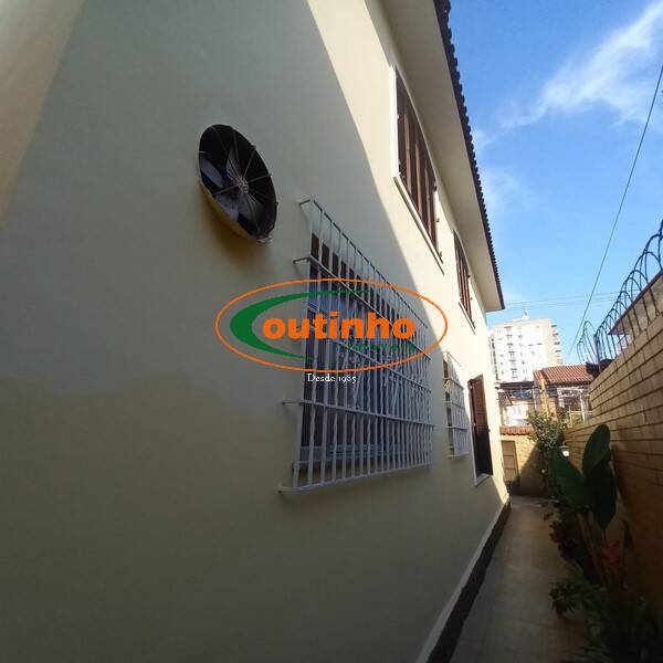 Casa, 4 quartos, 242 m² - Foto 12