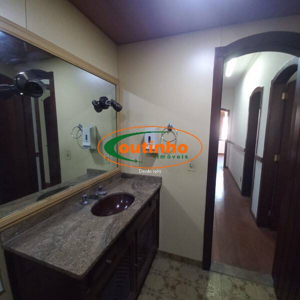 Casa, 4 quartos, 242 m² - Foto 35