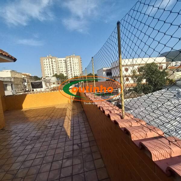 Casa, 4 quartos, 242 m² - Foto 47