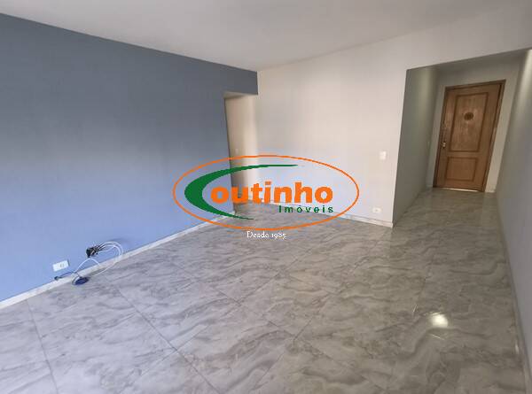 Apartamento à venda com 2 quartos, 102m² - Foto 5