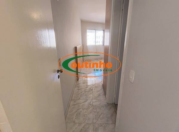 Apartamento à venda com 2 quartos, 102m² - Foto 9