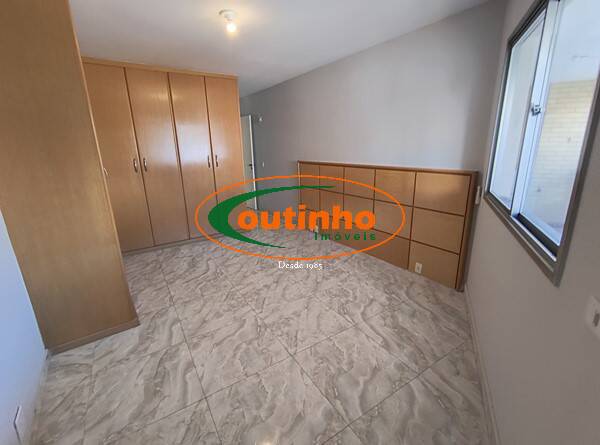 Apartamento à venda com 2 quartos, 102m² - Foto 11