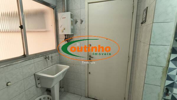 Apartamento à venda com 2 quartos, 102m² - Foto 42